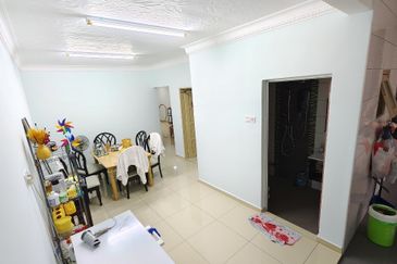 Taman Perdana Muar - Double Storey - Renovated - Nearby Muar Town+McD+Milk Tea Street