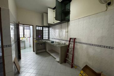 Mutiara Emas @ Taman Mount Austin