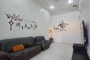 Kulai KCC Single Storey for rent