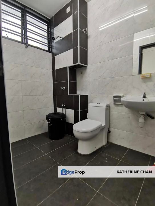 Bukit Tiram - 2 Storey House, Johor, Ulu Tiram