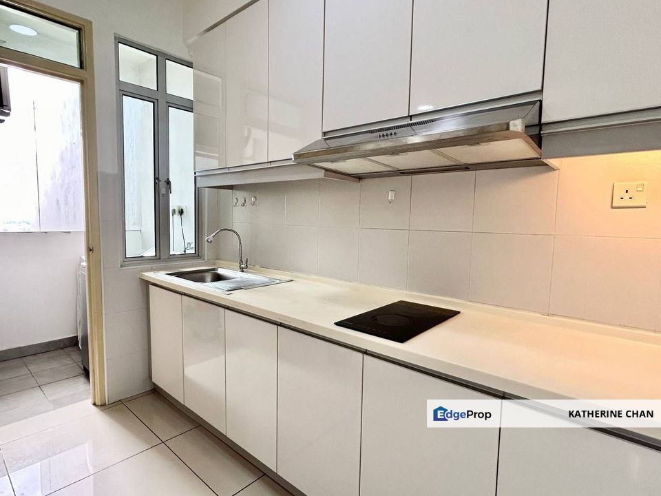 Austin Suites 2 bedrooms 2 Carpark Renovated , Johor, Johor Bahru