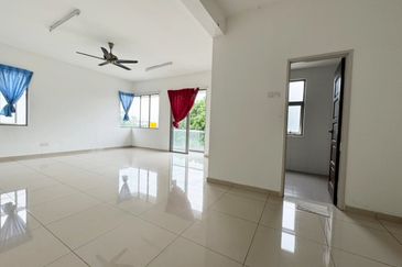 Taman Gemilang Permai Bukit Mertajam Three Storey Semi Detached For Sale