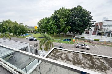 Taman Gemilang Permai Bukit Mertajam Three Storey Semi Detached For Sale