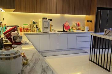 Casa Idaman Air Itam Semarak Api 3 Storey Semi Detached Fully Renovated