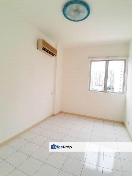 Villa Emas near Queensbay Mall 850SF Below market value Bayan Lepas, Penang, Sungai Nibong