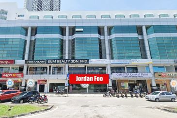 Krystal Point Commercial Centre