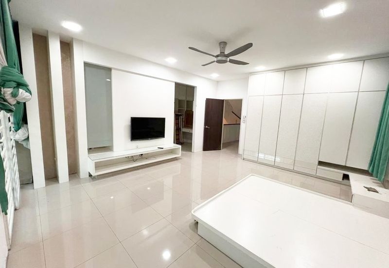 Dua Villas @ One Residence