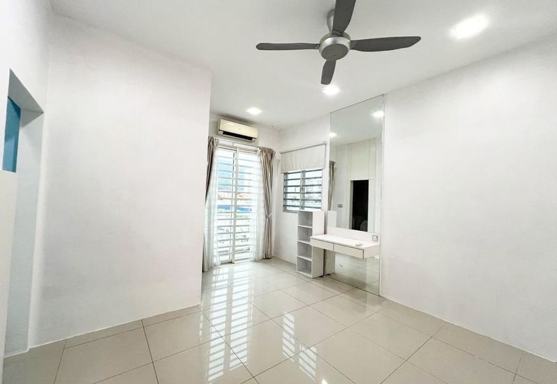 Dua Villas @ One Residence