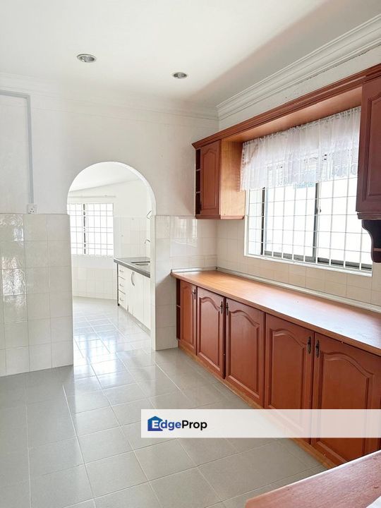 Single Storey Terrace Lintang Sungai Ara 1400sf Well Maintain freehold, Penang, Sungai Ara