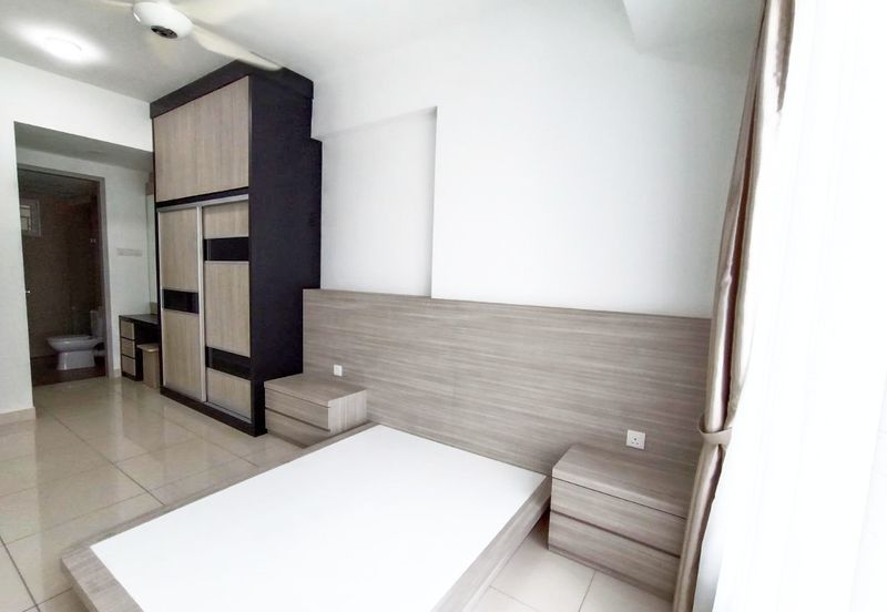 Tropicana Bay Residences