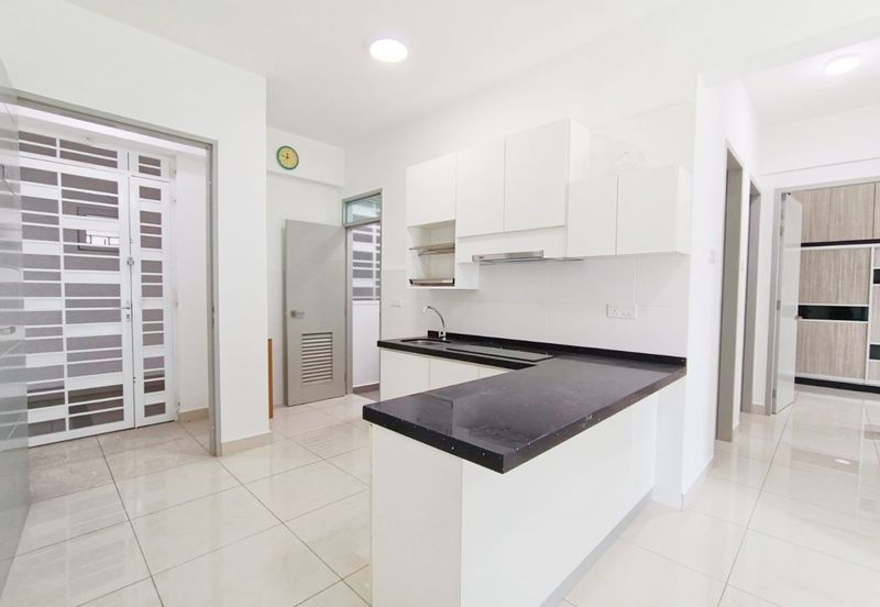 Tropicana Bay Residences