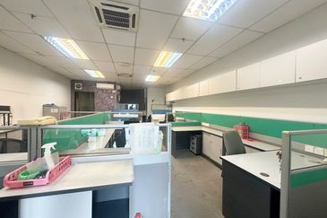 Krystal Point Commercial Centre