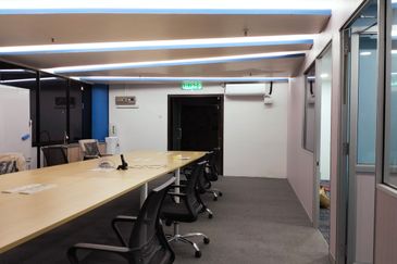 Mbf Tower Condominium