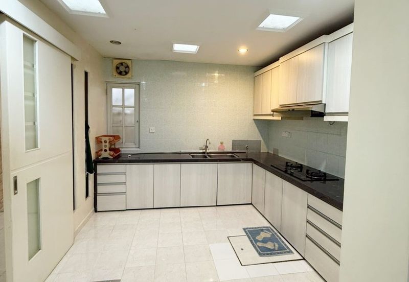 Halaman Bukit Gambir 3