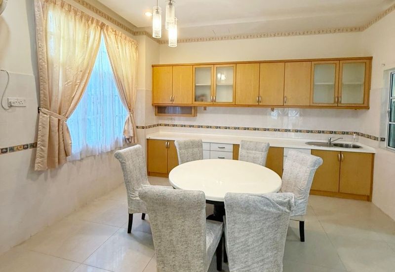 Halaman Bukit Gambir 3