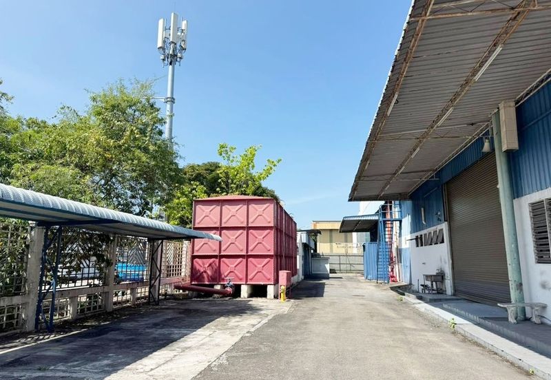 Warehouse Factory Lorong Perusahaan Maju Perai near Auto City