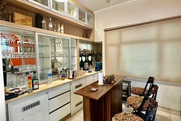 USJ Avenue @ USJ Heights