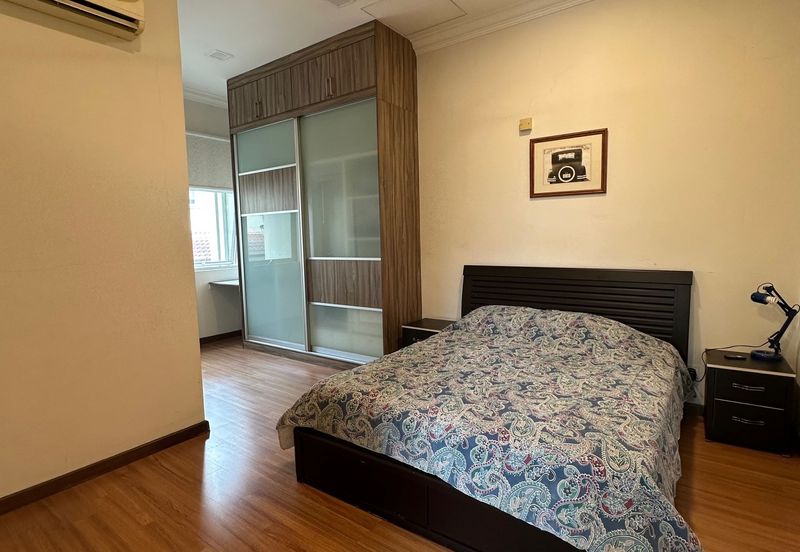 USJ Avenue @ USJ Heights