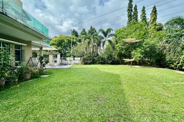 USJ Avenue @ USJ Heights