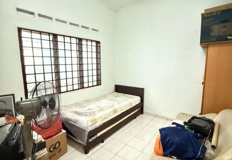 Taman Maju Jaya, Ulu Tiram