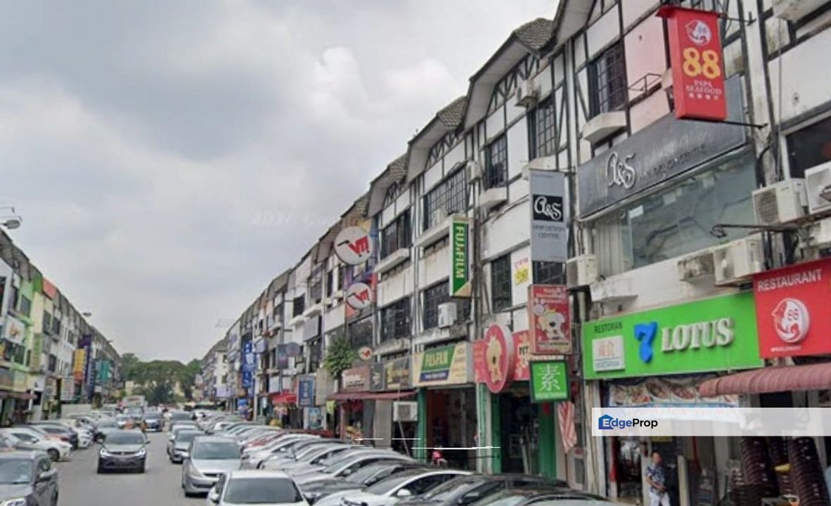 UTAR Sungai long 3 sty Shop Tenanted, Selangor, Cheras
