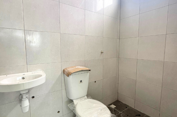 Taman Puteri (Padang Serai) Near Taman Lagenda  | Big Land Corner Semi D | Suitable for Kindergarten or Own Stay