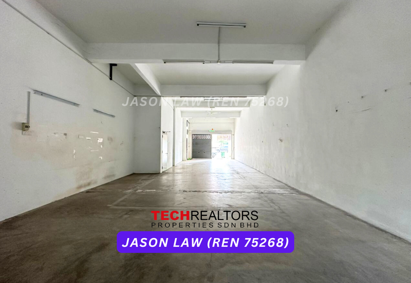 Bandar Laguna Merbok