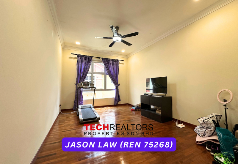 Bandar Laguna Merbok