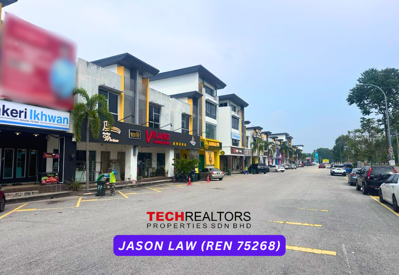 Bandar Laguna Merbok