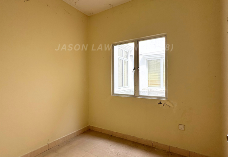 Bukit Merah Laketown Resort