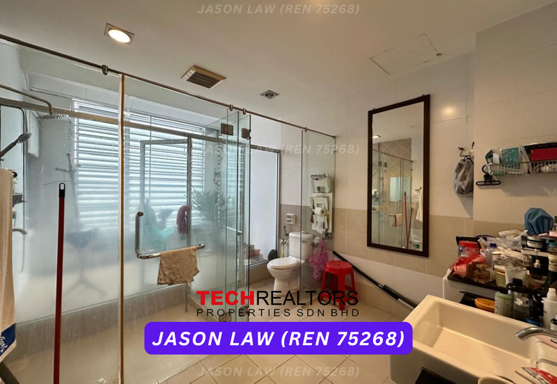 Bandar Laguna Merbok