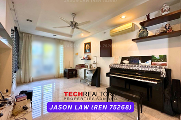 Bandar Laguna Merbok