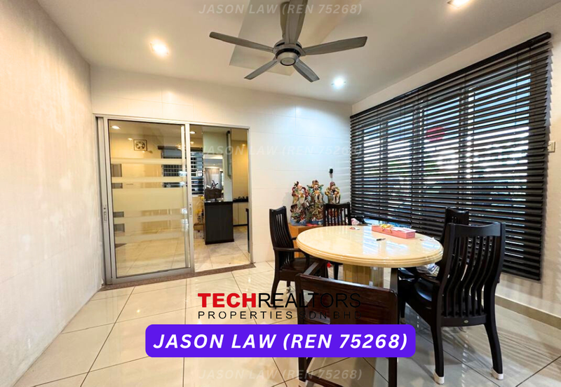 Bandar Laguna Merbok