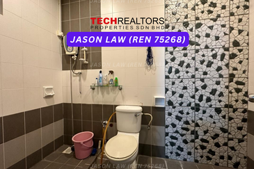 Bandar Laguna Merbok