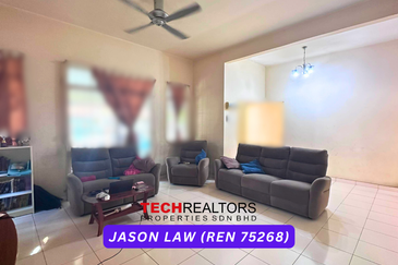 Bandar Laguna Merbok