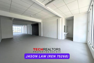 Suitable For Rooftop Cafe Business / Office | Bintang Ria Near Taman Cendana & Bandar Perdana | 1st Floor (1F) |  Sungai Petani Kedah 