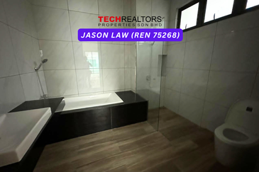 Sierra, Bukit Banyan