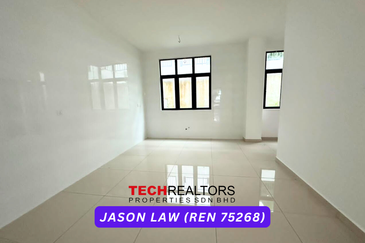 Sierra, Bukit Banyan