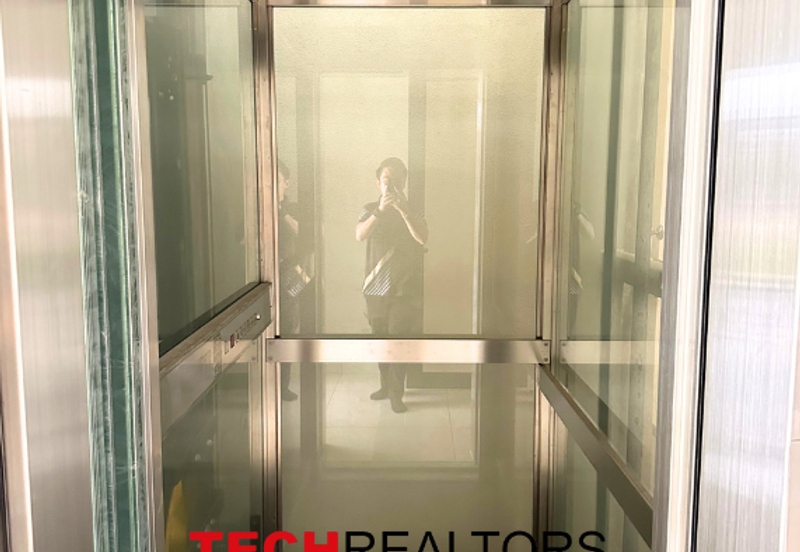 The Somerset -  Courtyard