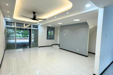 BANDAR AMANJAYA (ZON ANGGERIK)