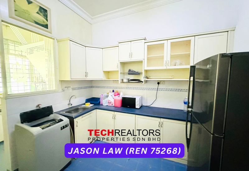 Bandar Laguna Merbok