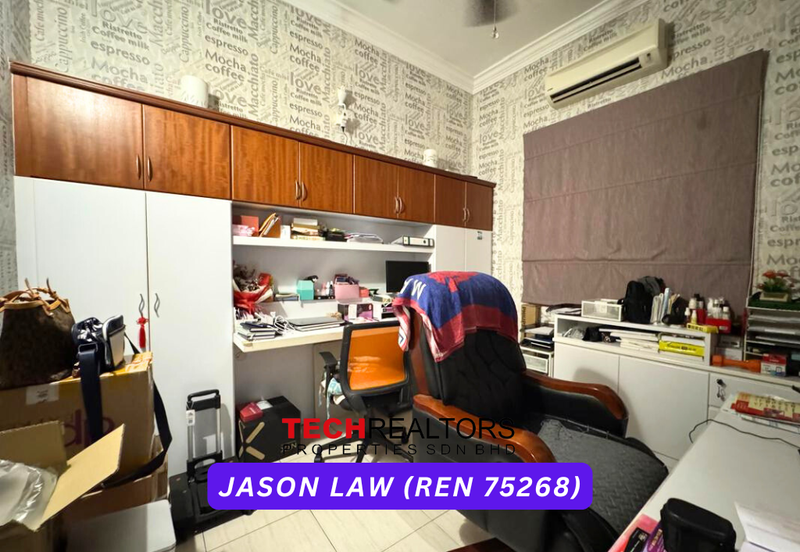 Bandar Laguna Merbok