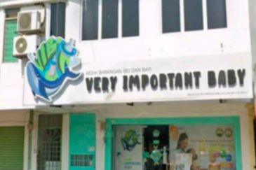 A Double Storey Shoplot For Rent In Bukit Sentosa, Rawang