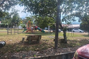 Rumah Teres 2 Tingkat Untuk Dijual Di Taman Permai, Tanjung Malim