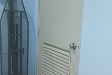 RUMAH TERES 1.5 TINGKAT (CORNER LOT) UNTUK DIJUAL DI ZORA, PROTON CITY, TANJUNG MALIM