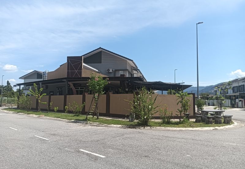 RUMAH TERES 1.5 TINGKAT (CORNER LOT) UNTUK DIJUAL DI ZORA, PROTON CITY, TANJUNG MALIM