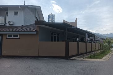 RUMAH TERES 1.5 TINGKAT (CORNER LOT) UNTUK DIJUAL DI ZORA, PROTON CITY, TANJUNG MALIM