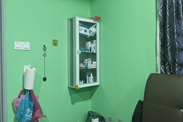 RUMAH TERES 1.5 TINGKAT (CORNER LOT) UNTUK DIJUAL DI ZORA, PROTON CITY, TANJUNG MALIM