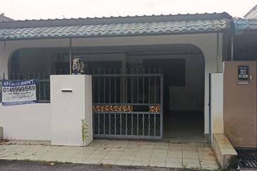 RUMAH TERES 1 TINGKAT UNTUK DIJUAL DI TAMAN DATO' HARUN, PETALING JAYA