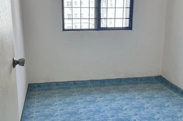 Unit Apartment Untuk Dijual Di Rosewood Court Apartment, Bandar Tasik Puteri, Rawang, Selangor